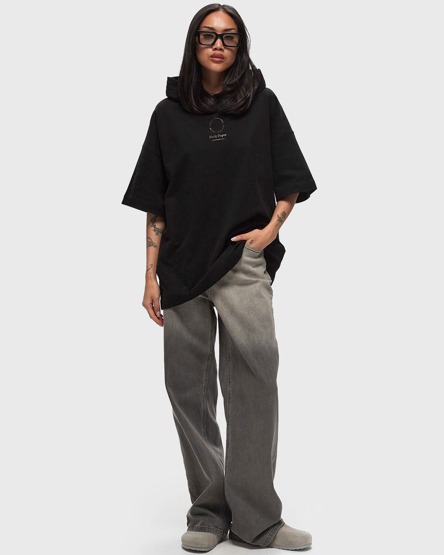 Mikina DAILY PAPER FAYA PILLARS SS HOODIE Čierna | 2421177, 1