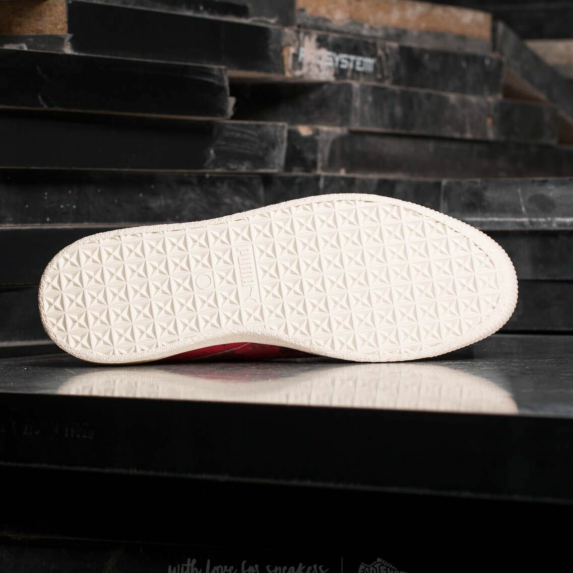 Tenisky a topánky Puma Clyde x Packer High Risk Red-Whisper White Červená | 36350702, 1