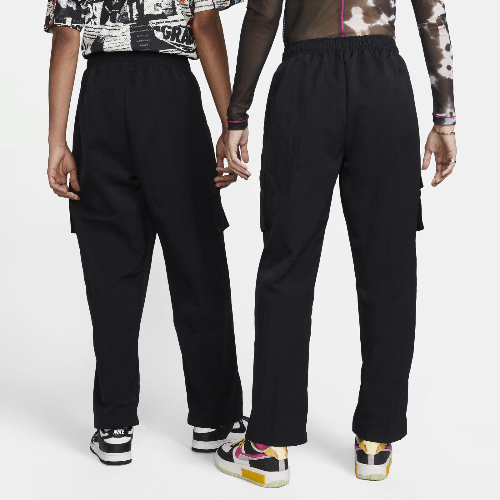 Sportswear Essential Woven Oversized Pants