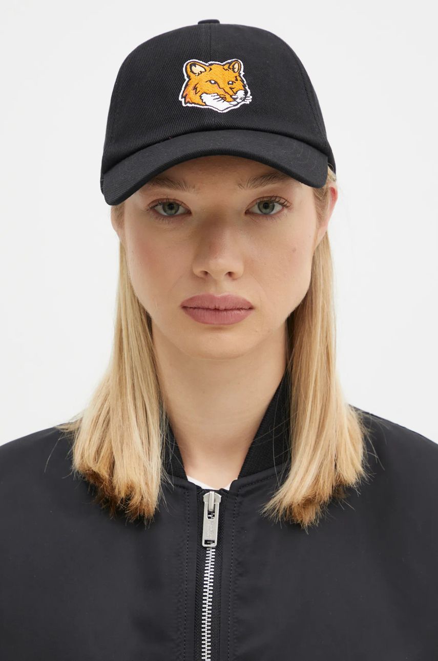 Šiltovka MAISON KITSUNÉ Large Fox Head 6P Cap Čierna | MM06103WW0096, 1