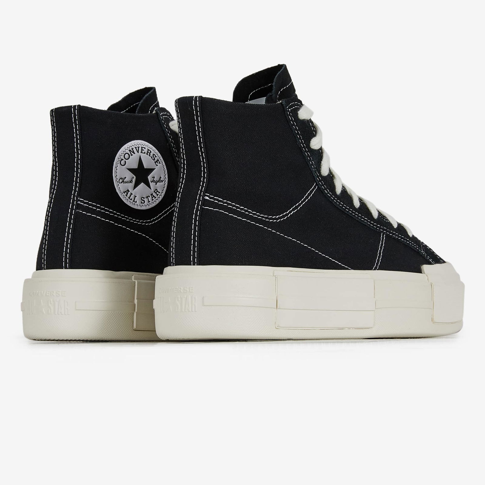 Chuck Taylor All Star Cruise "Noir Blanc"