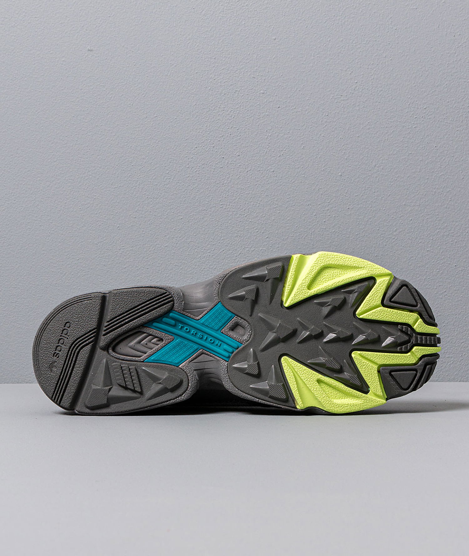 Tenisky a topánky adidas Originals Falcon W Šedá | EE5115, 1
