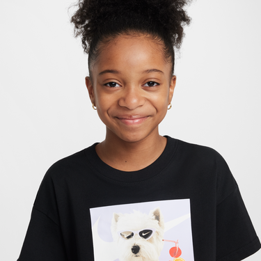 Tričko Nike Nike Sportswear Sip The Tea Graphic T-Shirt Čierna | HQ2337-010, 2