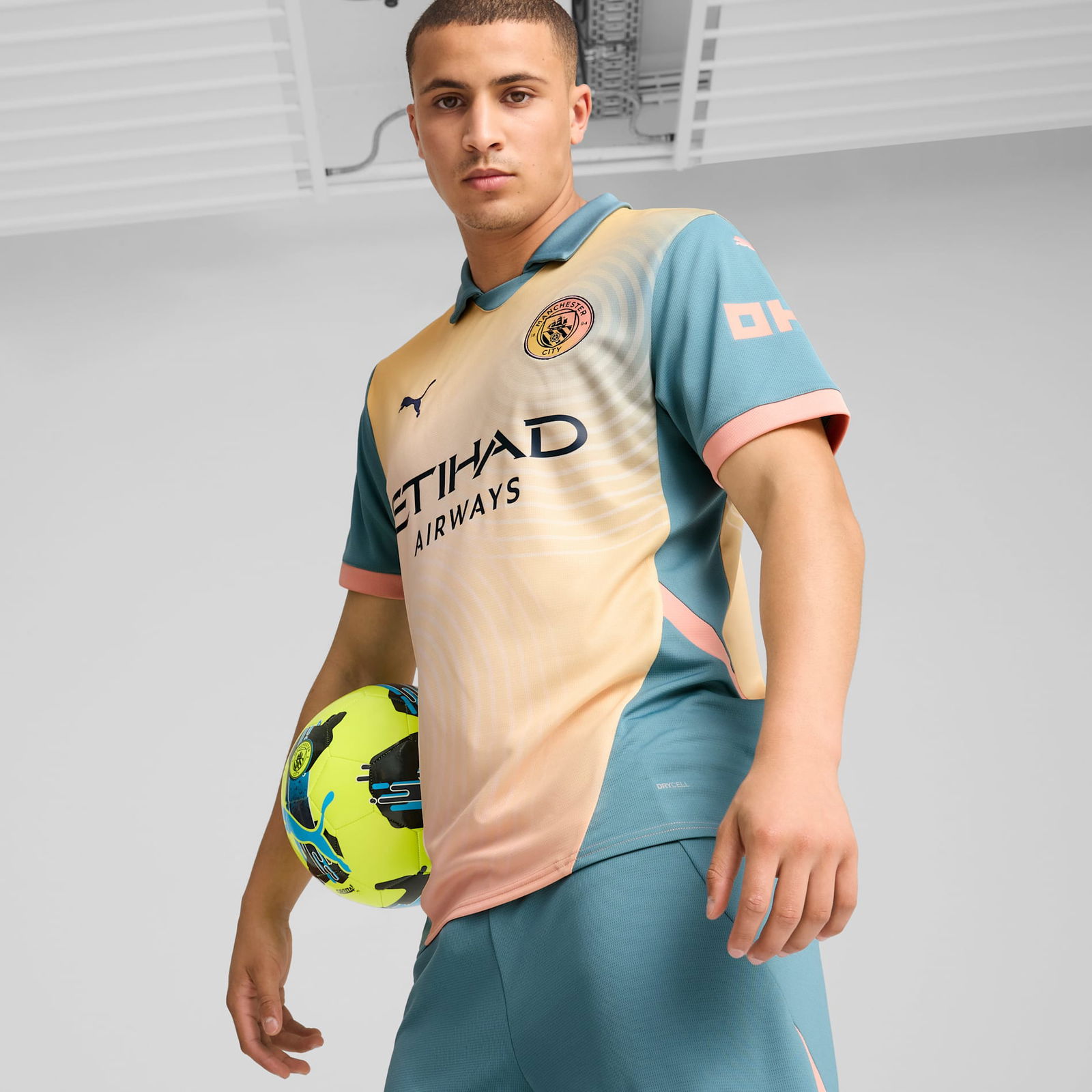 Manchester City 2024/25 Replica Fourth Jersey