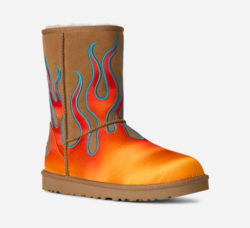 Tenisky a topánky UGG Jeremy Scott Classic Short Flame Boot Rôznofarebný | 1182671-CHE, 1