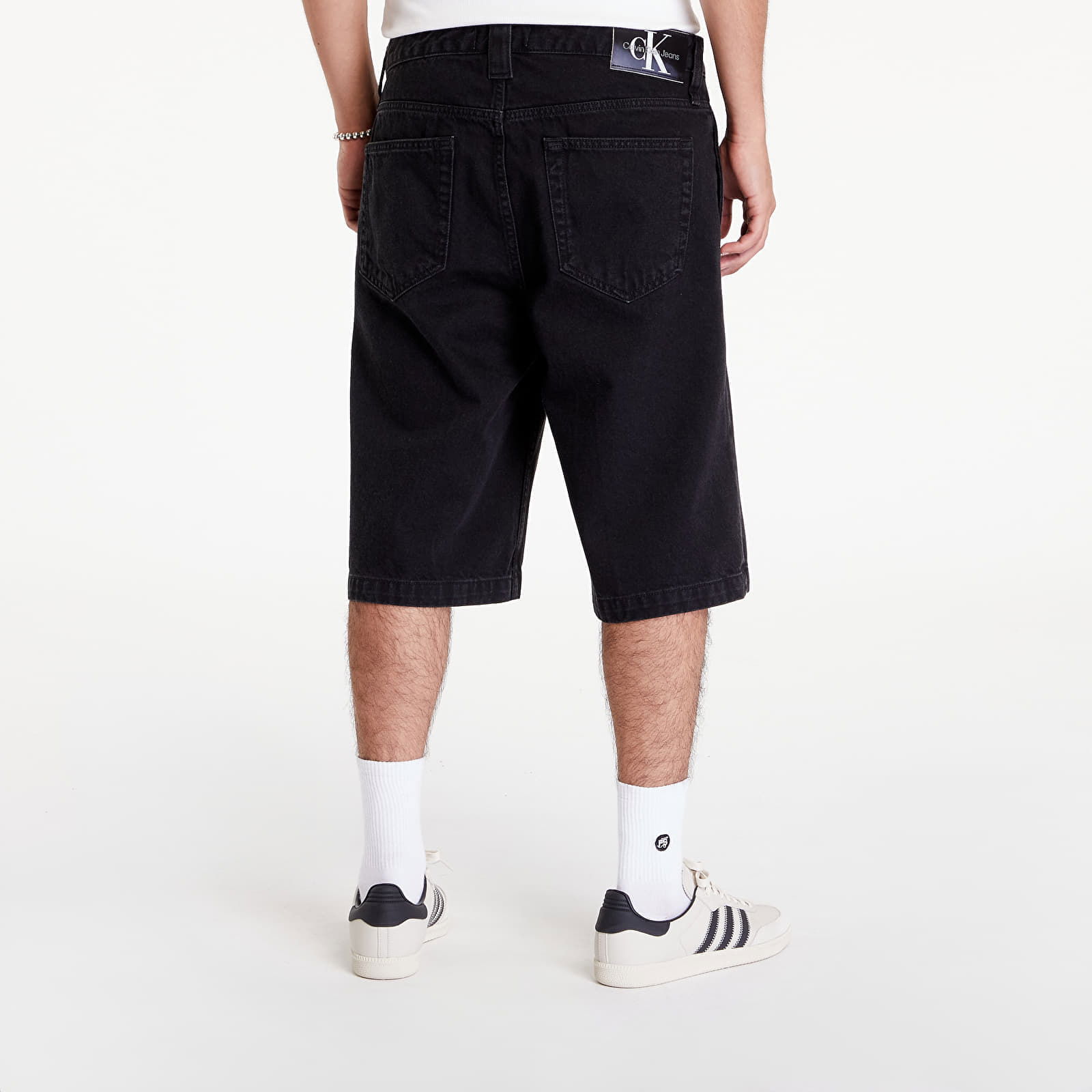 TROUSER SHORT