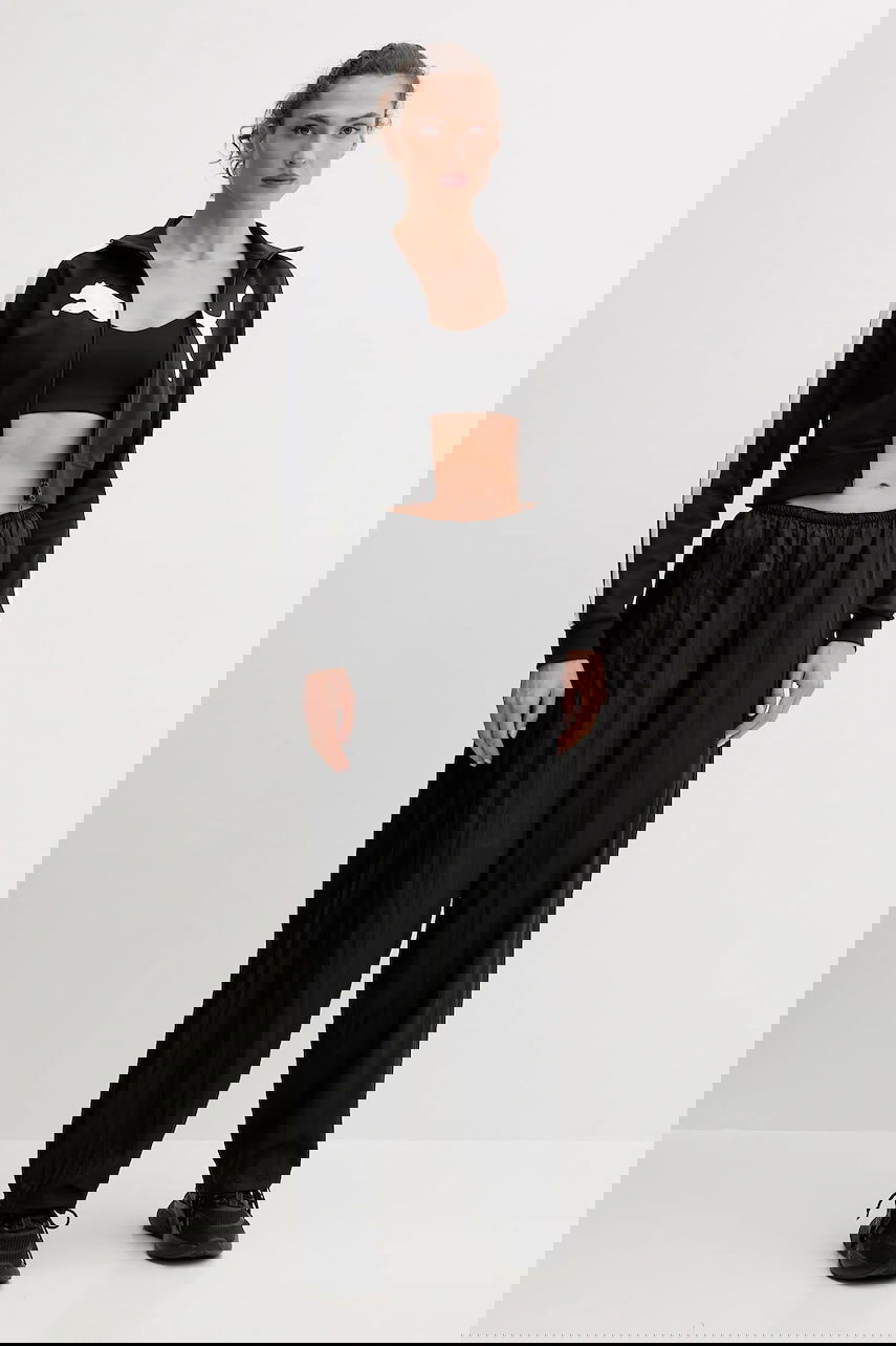 Tepláky Puma Relaxed Fit Windbreaker Trousers with Adjustable Hem Čierna | 632149, 1