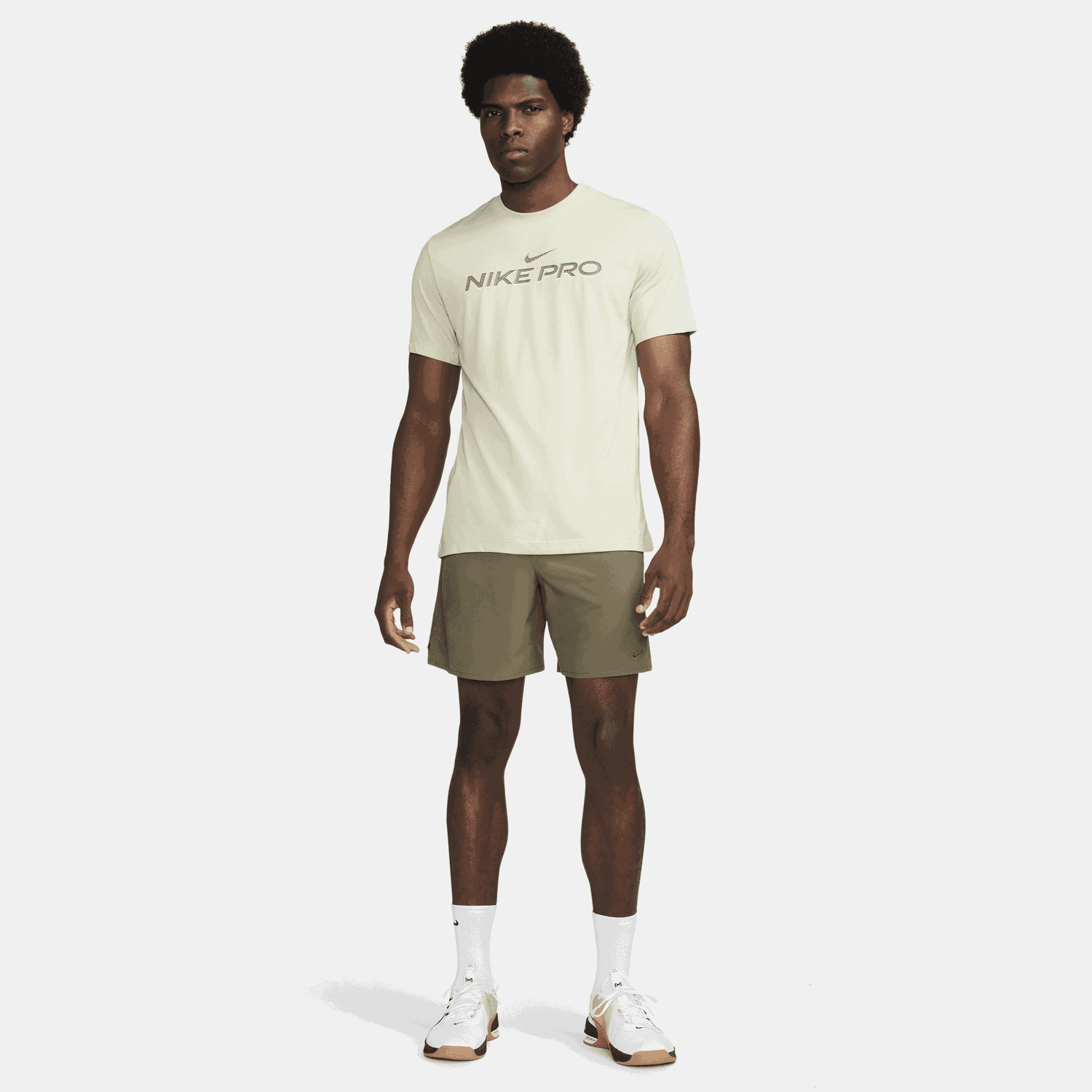 Tričko Nike Dri-FIT Fitness T-Shirt Béžová | FJ2393-371, 1