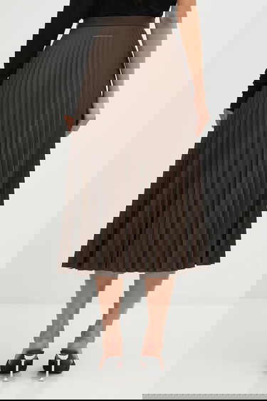 Sukňa Maison Margiela MM6 Maison Margiela Pleated Midi A-line Skirt Hnedá | S62MA0096.M35609.143, 2
