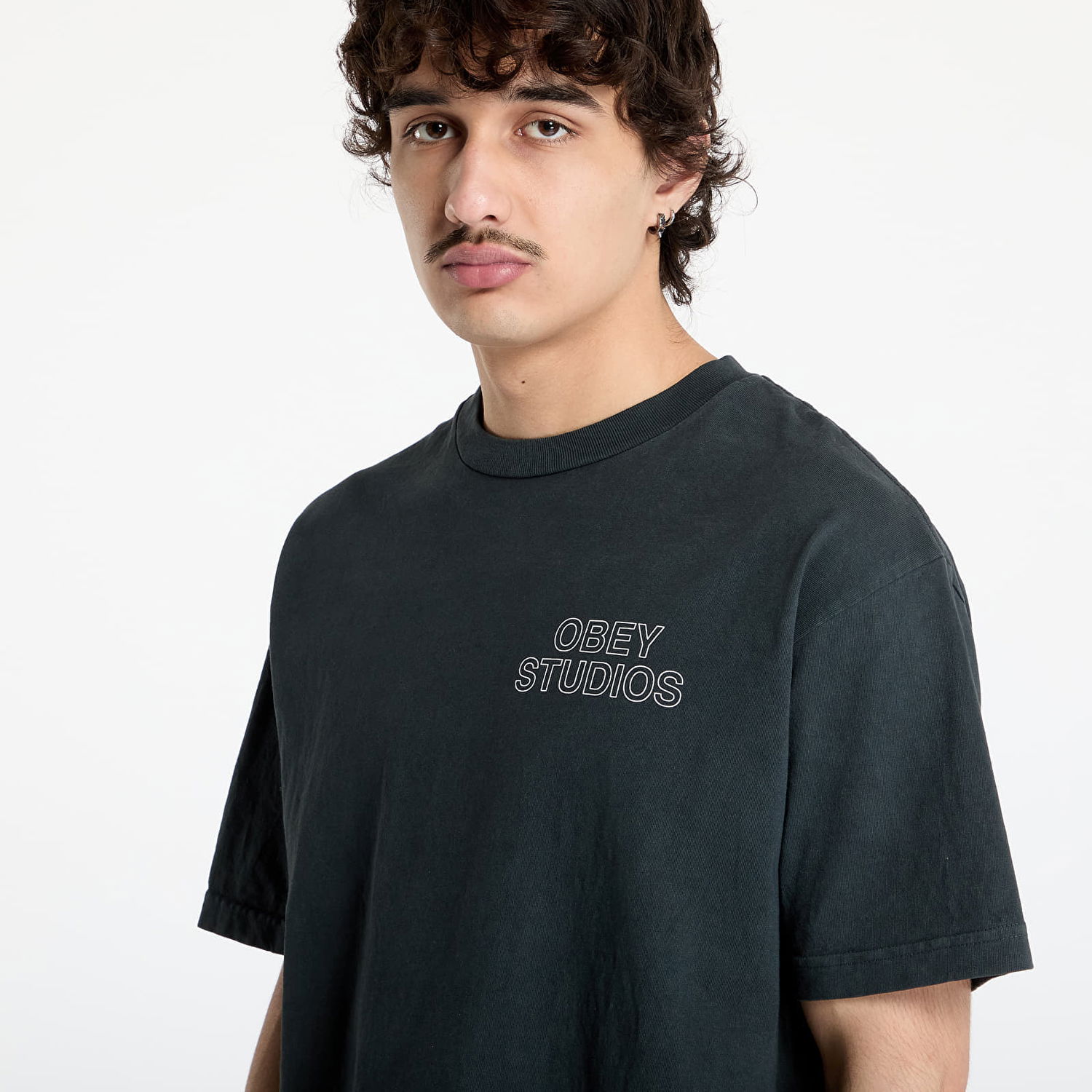 Tričko OBEY OBEY Studios Outline T-Shirt Čierna | 167924095-PTB, 1