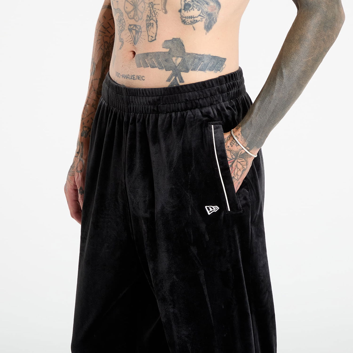 Tepláky New Era New Era MLB Velour Track Pants New York Yankees Čierna | 60684338, 1