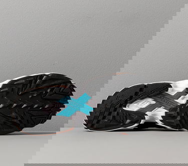 Tenisky a topánky adidas Originals Falcon RW Čierna | EE5112, 1