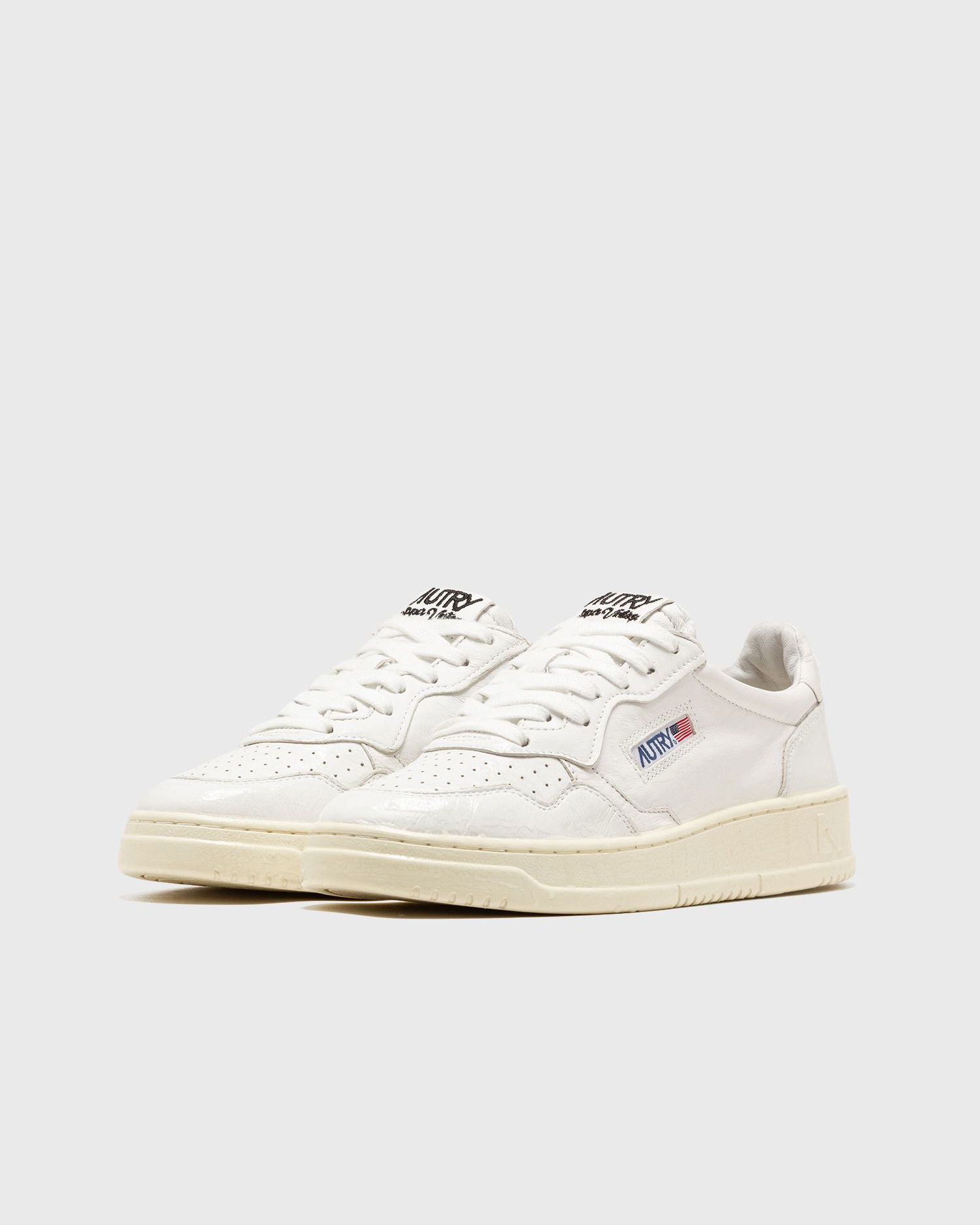 Tenisky a topánky Autry WMNS SUP VINT LOW Biela | AVLWGR06, 1