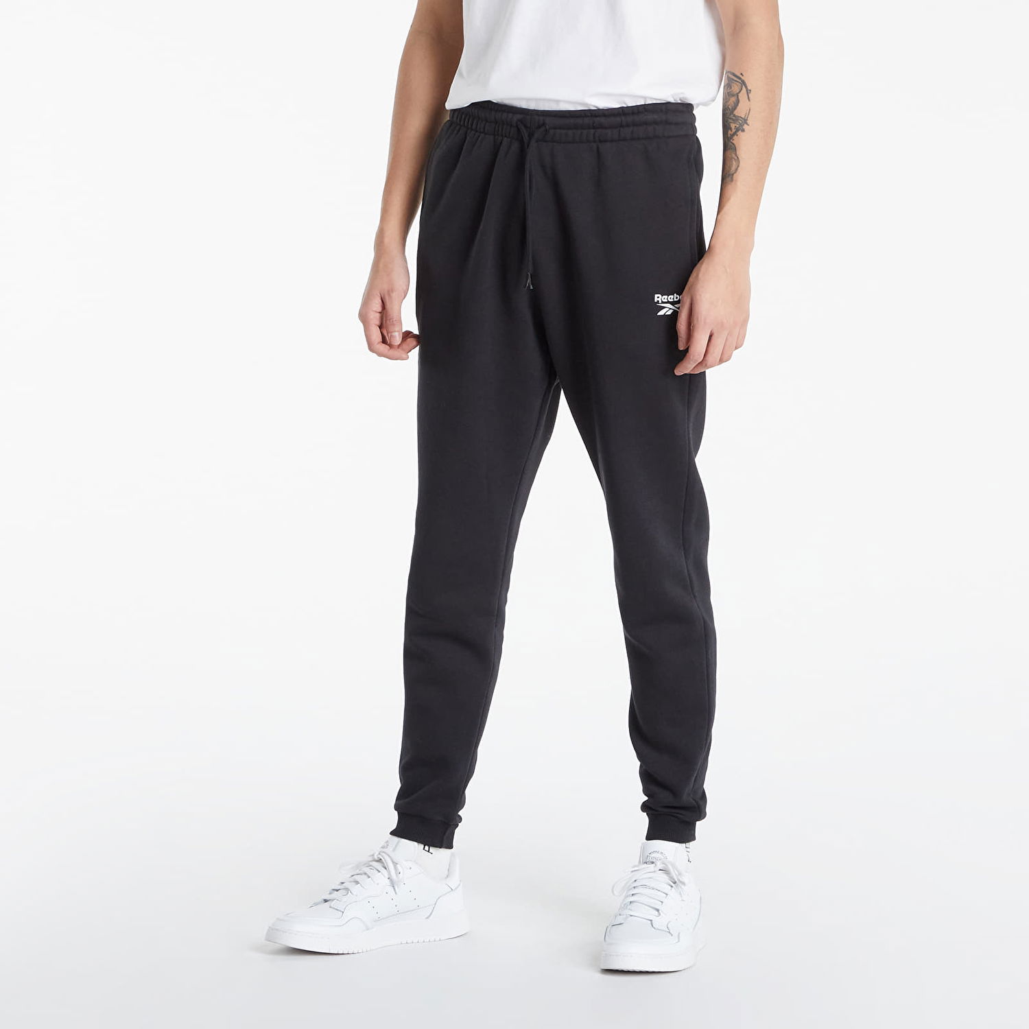 Tepláky Reebok Pantalon Jogging Čierna | HG4456, 0