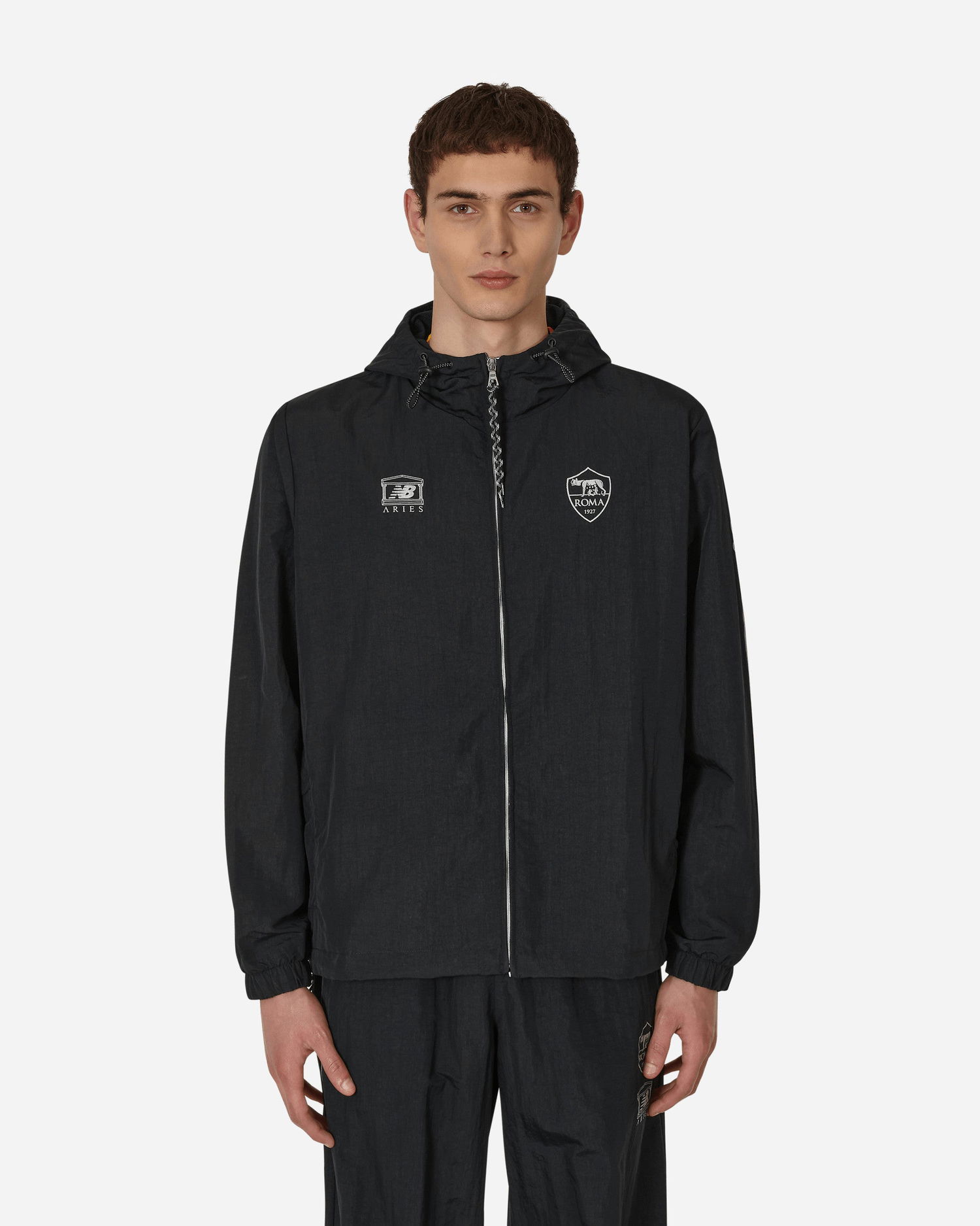 Vetrovka New Balance Aries x AS Roma Pre-Game Jacket Čierna | MT239938-HME, 1