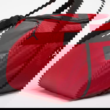 Cestovná taška Jordan Jordan Essentials Duffle Bag Gym Red Universal Červená | MA0874-R78, 2