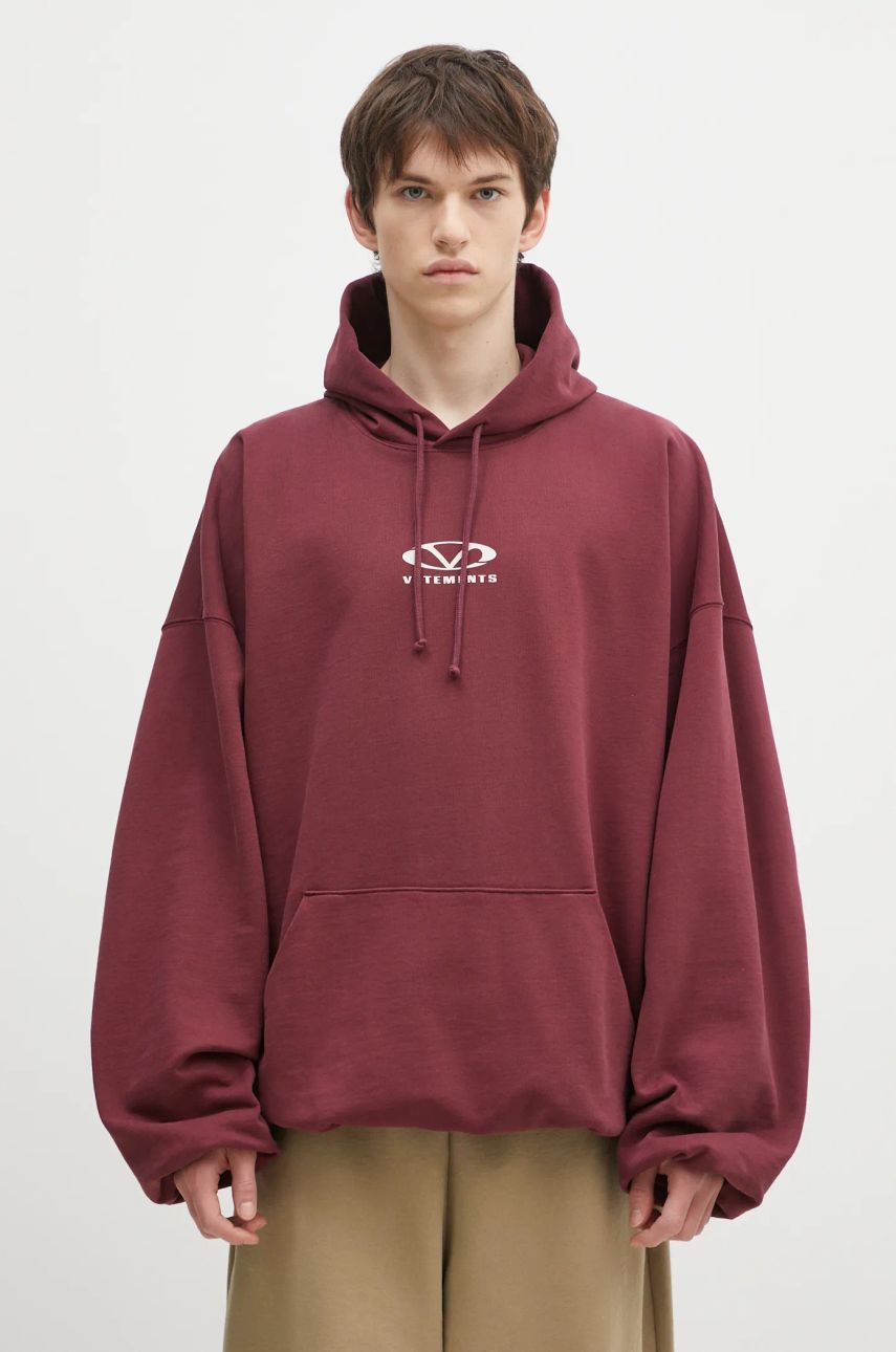 VETEMENTS Oval Logo Cropped Boxy Hoodie