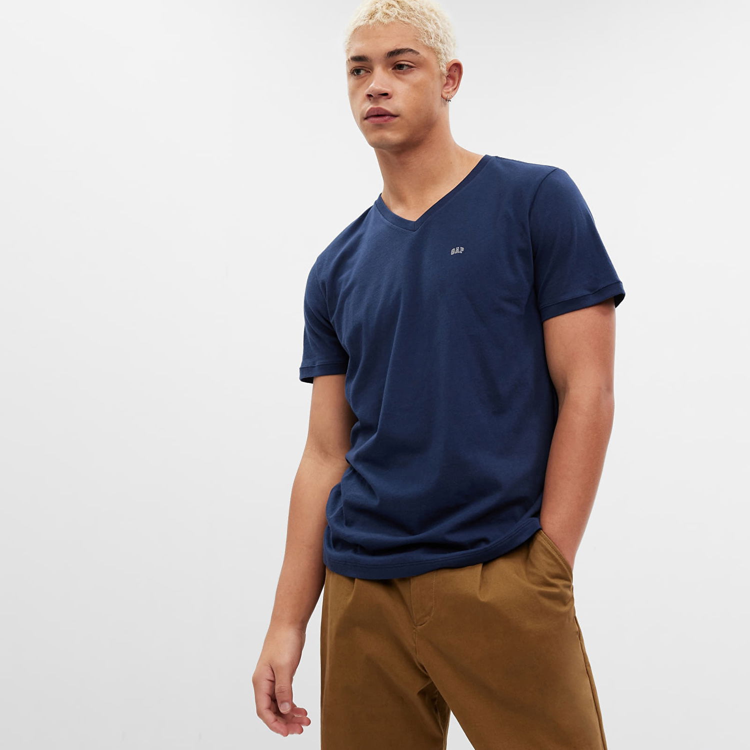Tričko GAP Micro Logo Vee Neck Tee Tapestry Navy Navy | 753771-03, 0