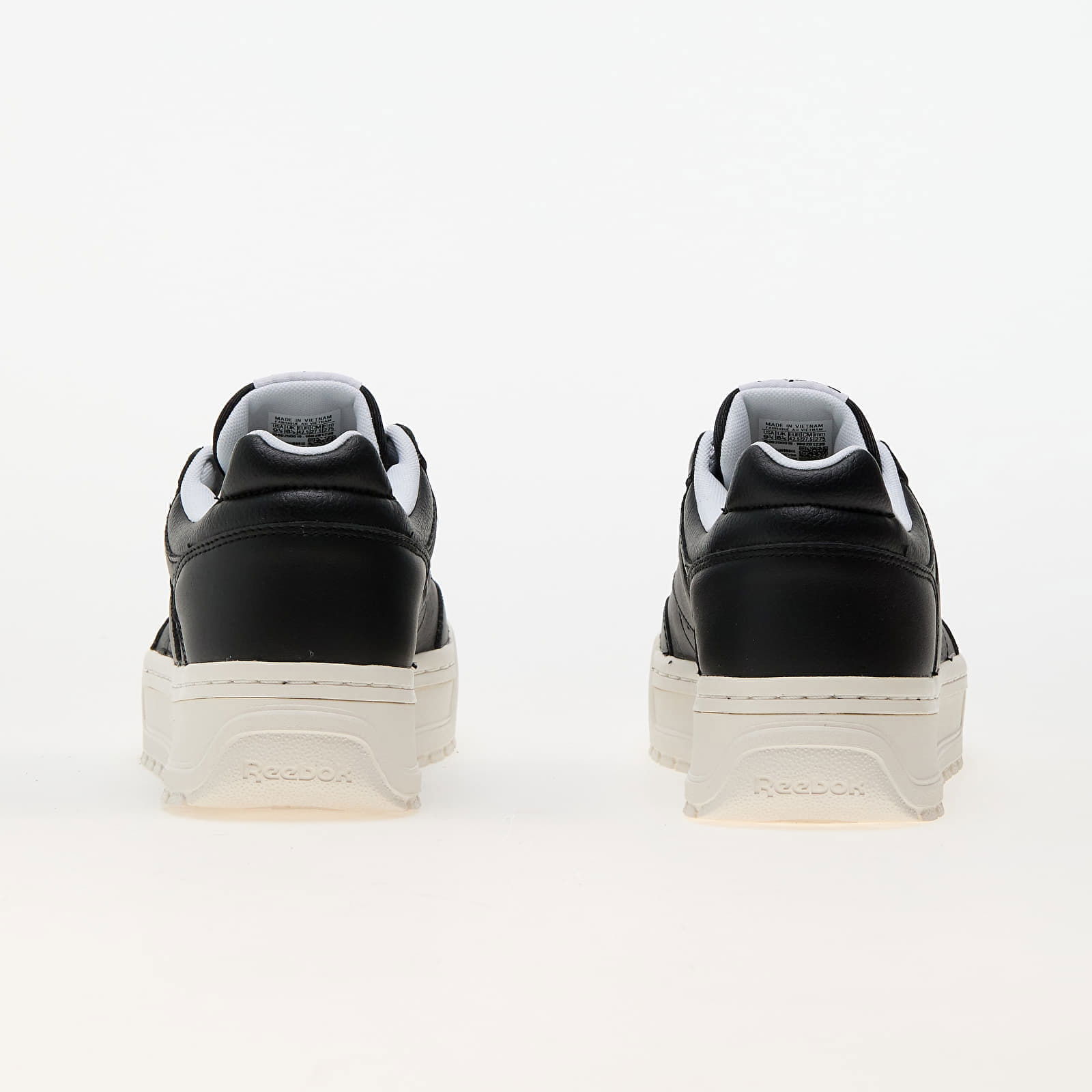 Club C Megacourt Black/ Chalk/ White