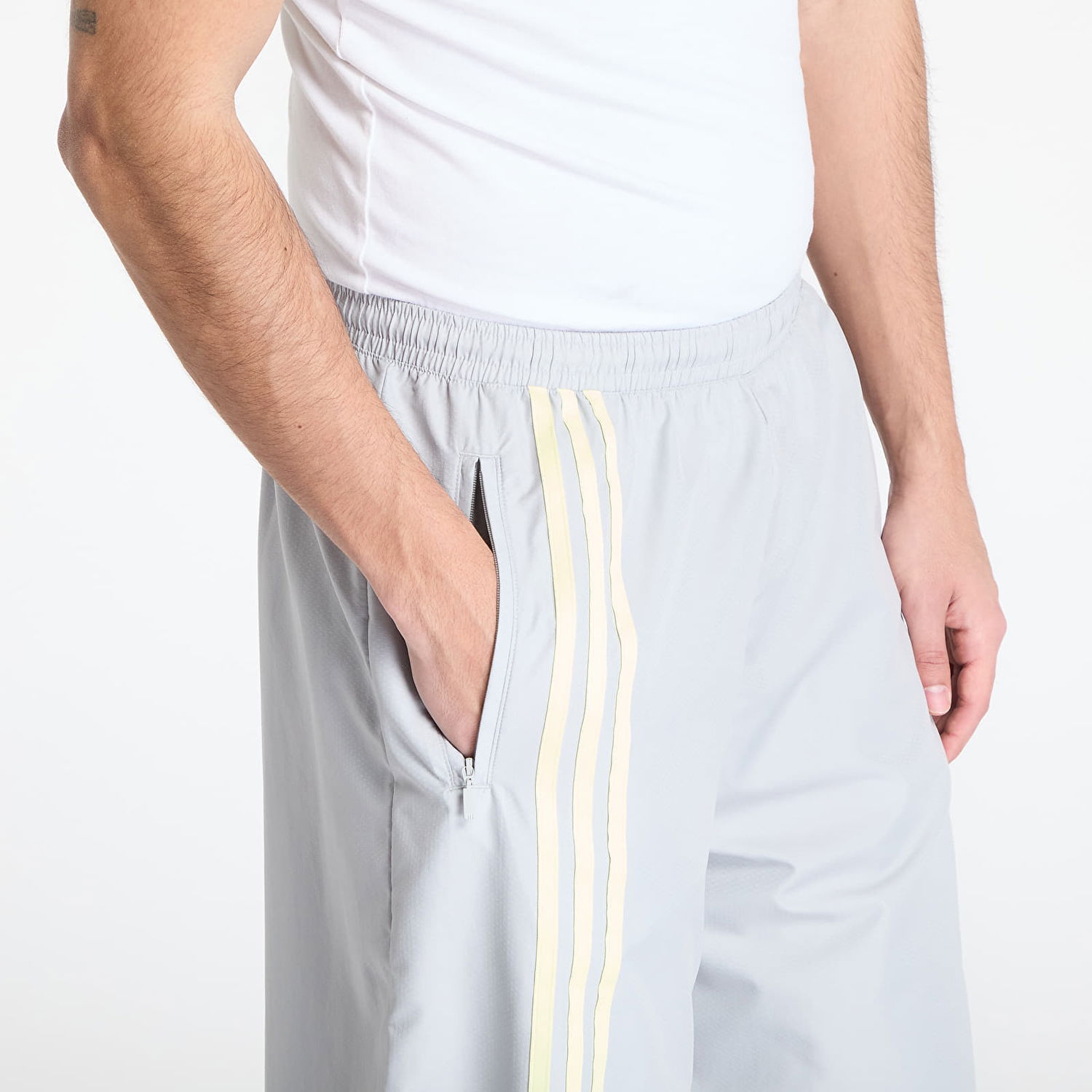 Šortky adidas Originals Firebird Fashion Front Stripes Shorts Šedá | JD1291, 1
