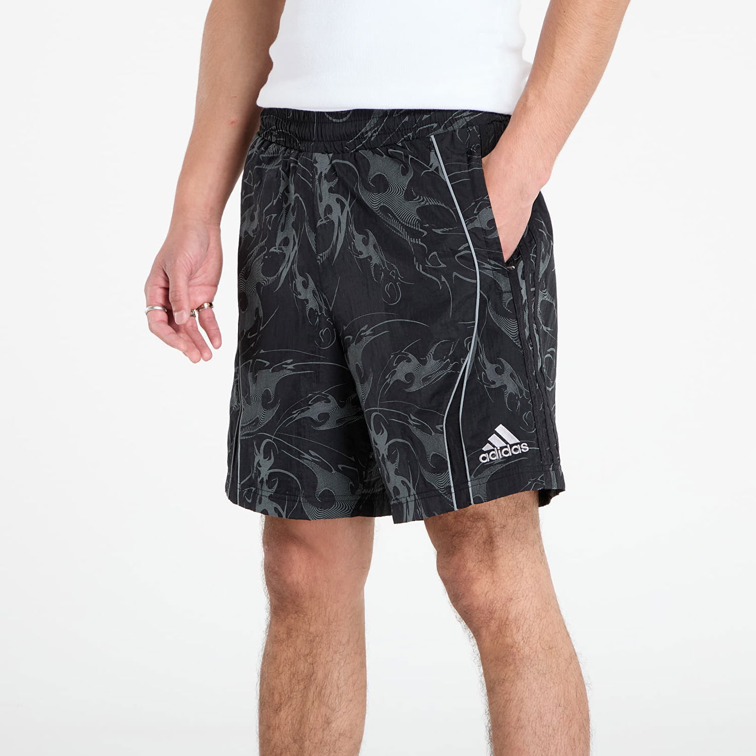 Šortky adidas Originals Adilenium Season 4 Teamgeist Woven Shorts Čierna | KF8525, 1