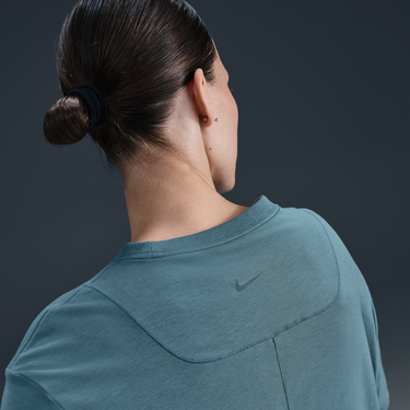 Tričko Nike Nike One Relaxed Dri-FIT Short Sleeve T-Shirt Tyrkysová | FN2814-006, 1