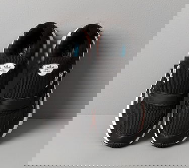 Tenisky a topánky adidas Originals Falcon RW Čierna | EE5112, 2