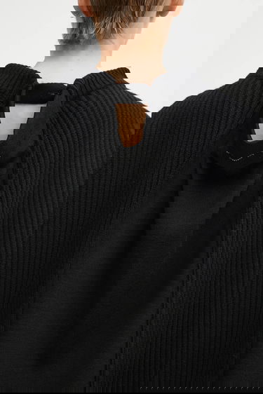 Sveter Maison Margiela Oversized Ribbed Wool Blend Mock Neck Sweater MM6 Maison Margiela Čierna | S62HL0042.M13192.900, 4