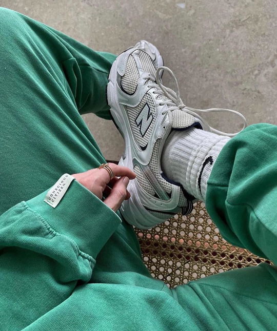 SNEAKERHYPE