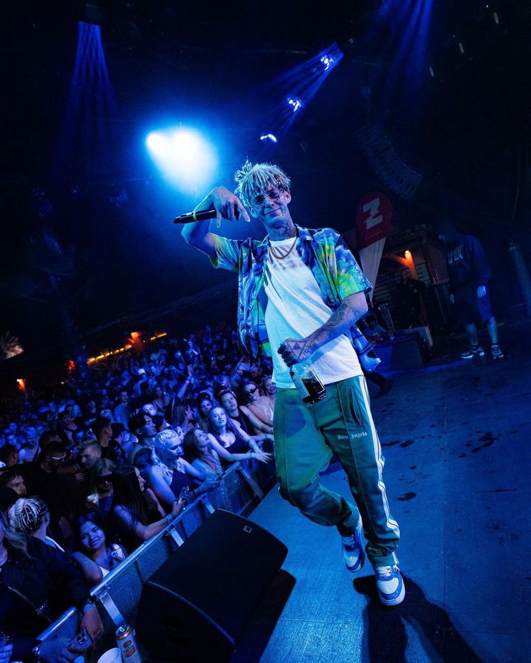 Stage Outfit
